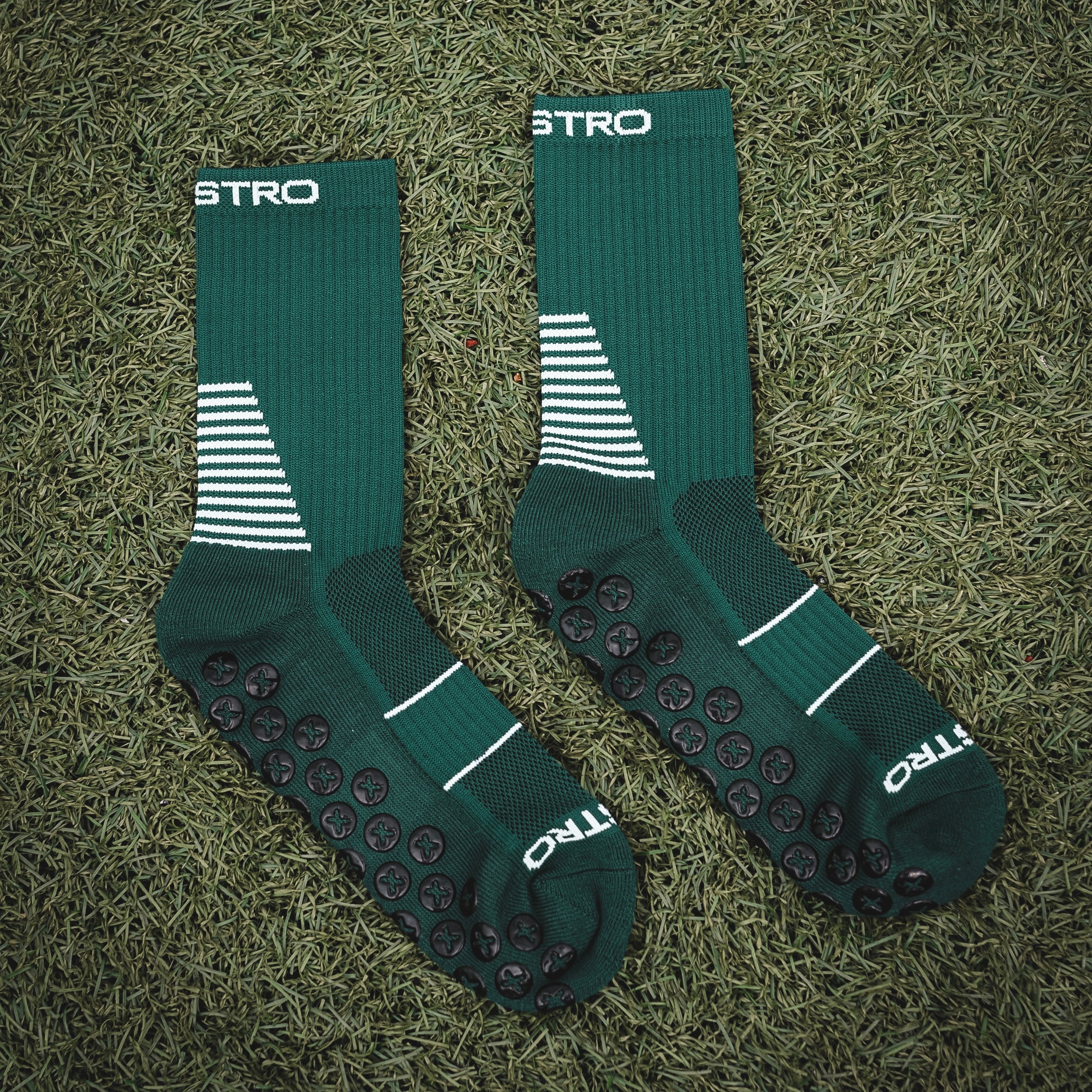 Maestro Grip Socks
