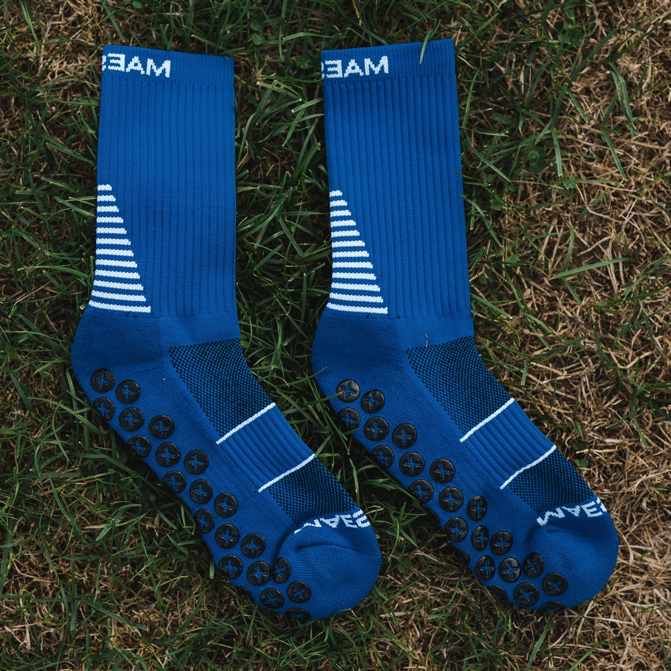 Blue Maestro Grip Socks Medium (6-8 US)